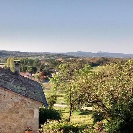 Gîte H.PETIT Vagnas Extérieur photo